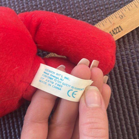 Red bear - Picture 8 of 9